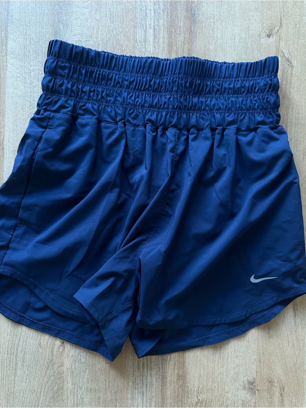 Nike Women's Navy Blue Elastic-Waist Athletic Shorts